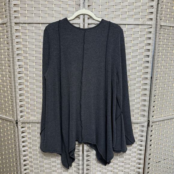 Three Bird Nest GOLDEN HOUR LONG BELL SLEEVE TOP Size L Charcoal Gray Knit Boho - Picture 2 of 8